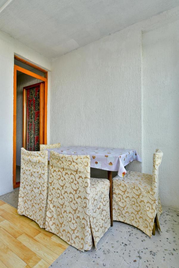 Pataki Studios Petrovac Екстериор снимка